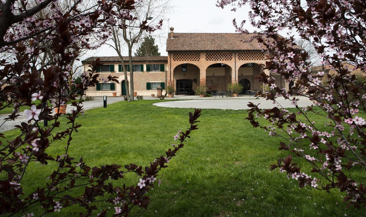 Besenzone Agriturismo Tenuta Casteldardo מראה חיצוני תמונה